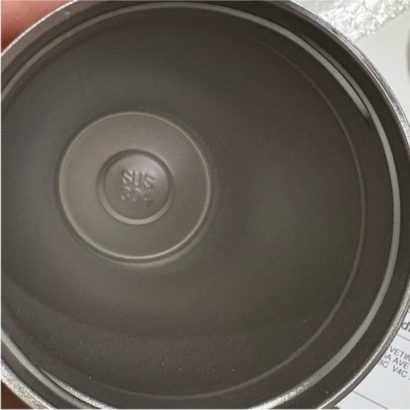 Chanel Beauty Gift Stainless Steel coffee cup/Water Bottle 500ml - Picture 6 of 7